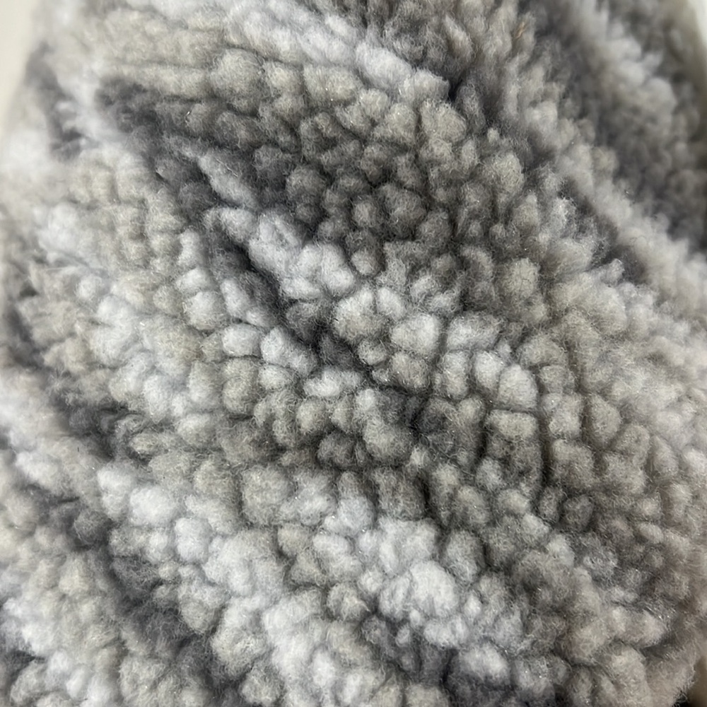 Sherpa mix jacked with quarter snaps - Picture 4 of 4
